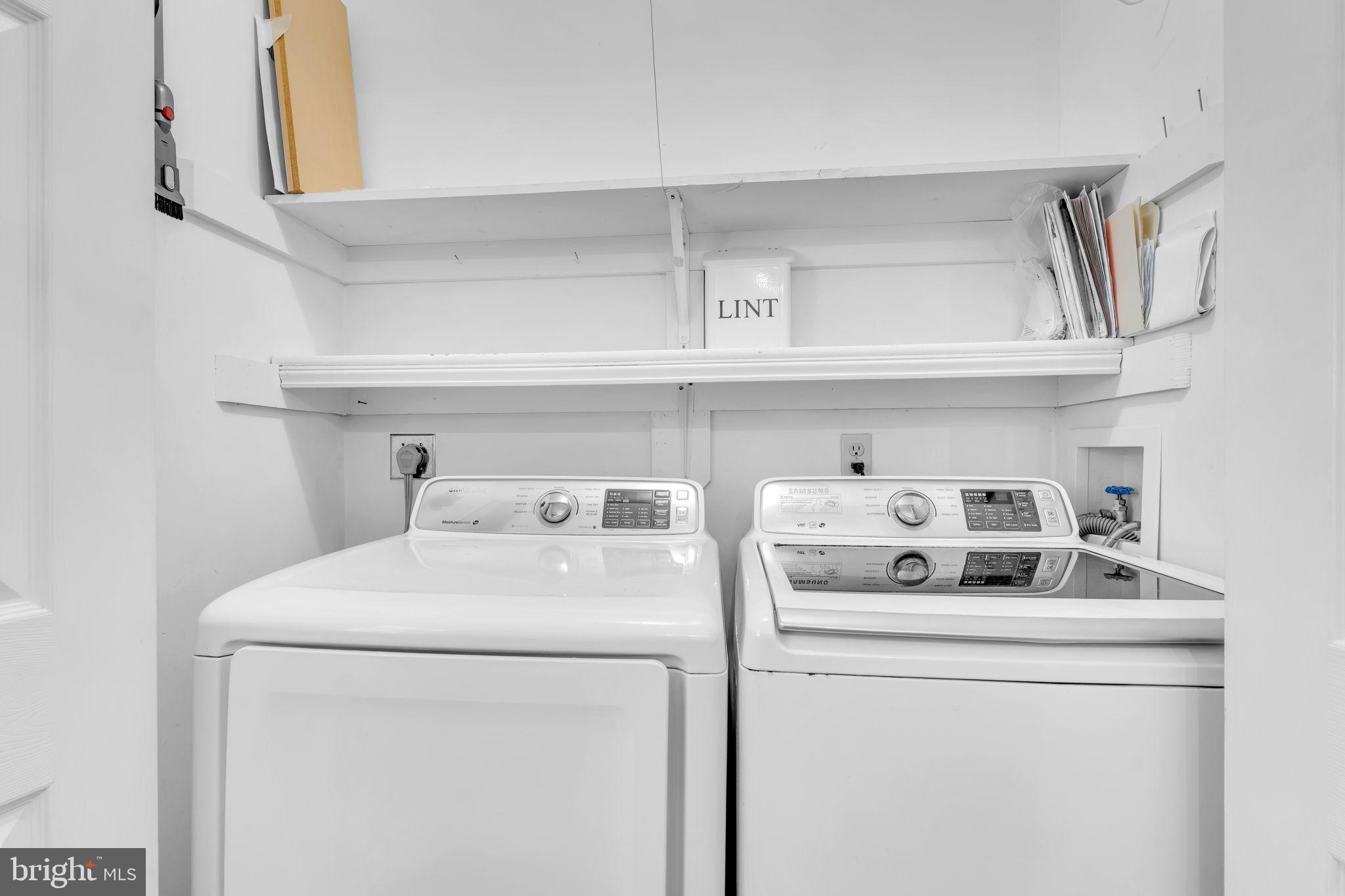 4152 WINDY HILLS LANE