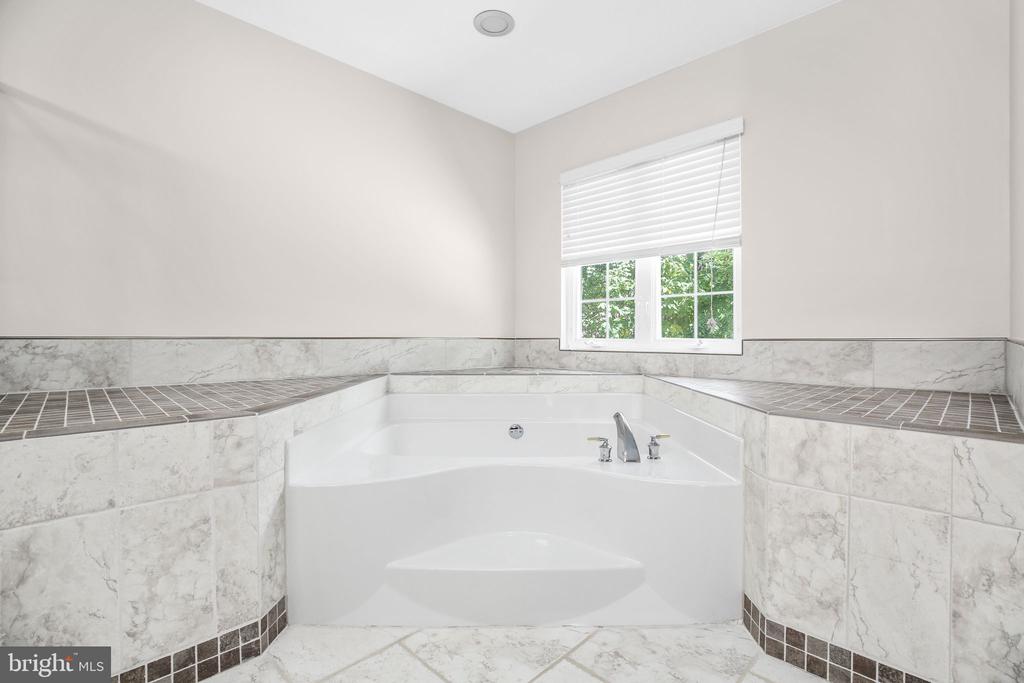 11366 CALEDON ROAD