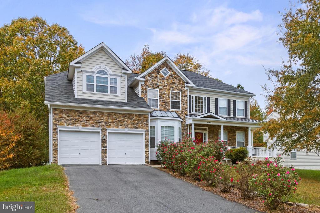 4260 ALEXIS LANE
