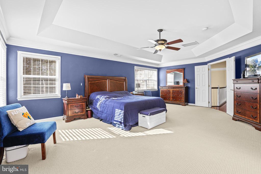 4260 ALEXIS LANE