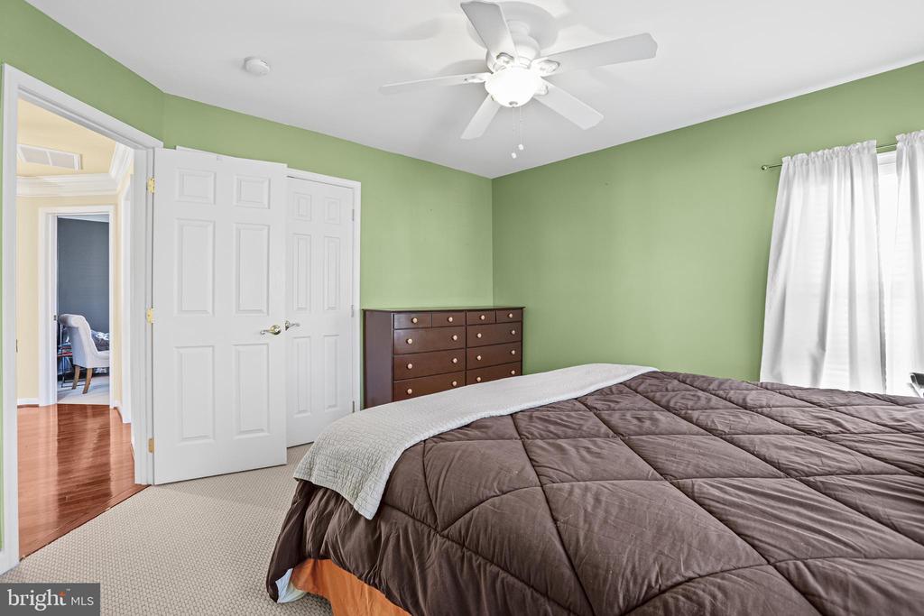 4260 ALEXIS LANE