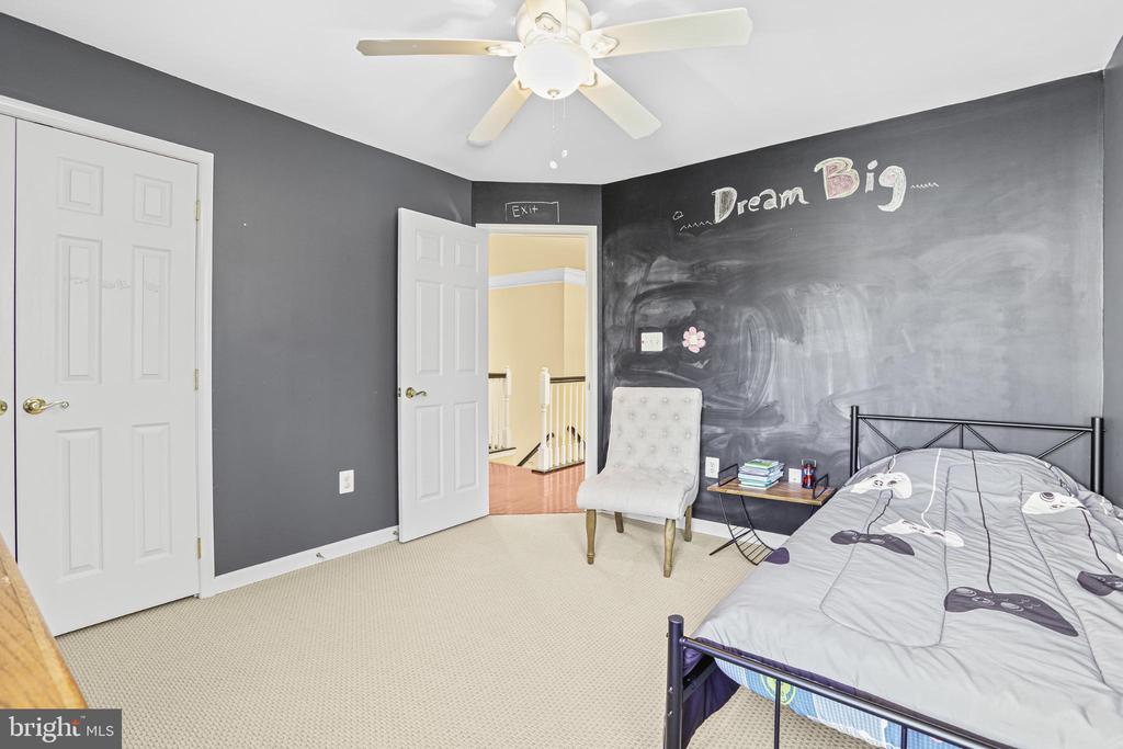 4260 ALEXIS LANE