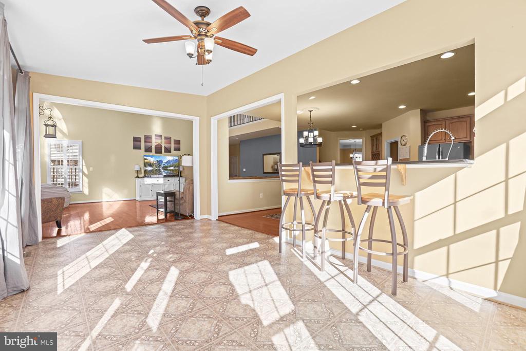 4260 ALEXIS LANE