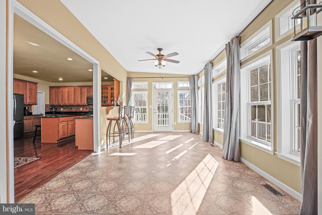 4260 ALEXIS LANE