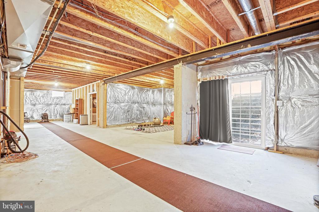 4260 ALEXIS LANE
