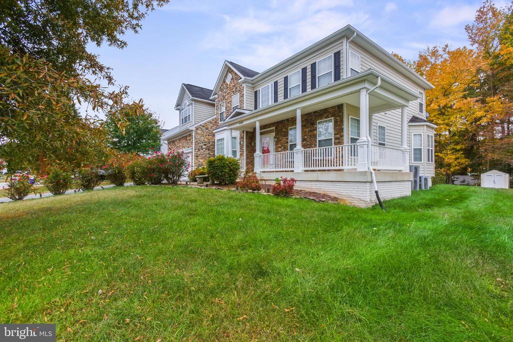 4260 ALEXIS LANE