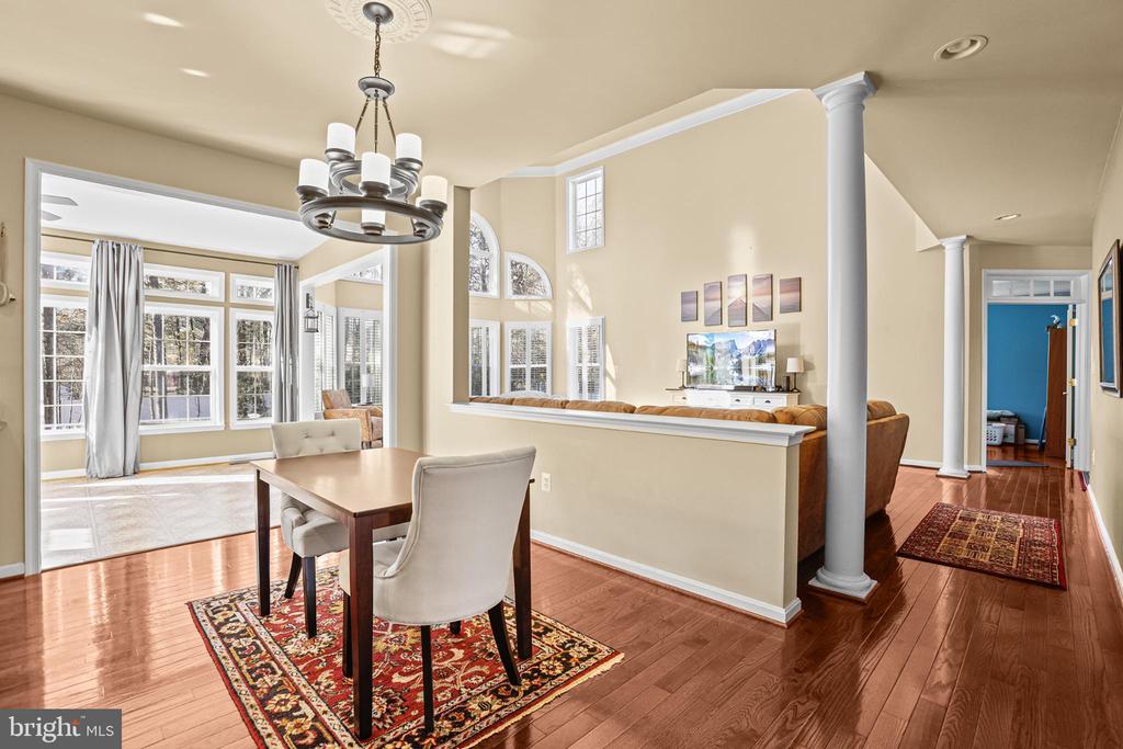 4260 ALEXIS LANE