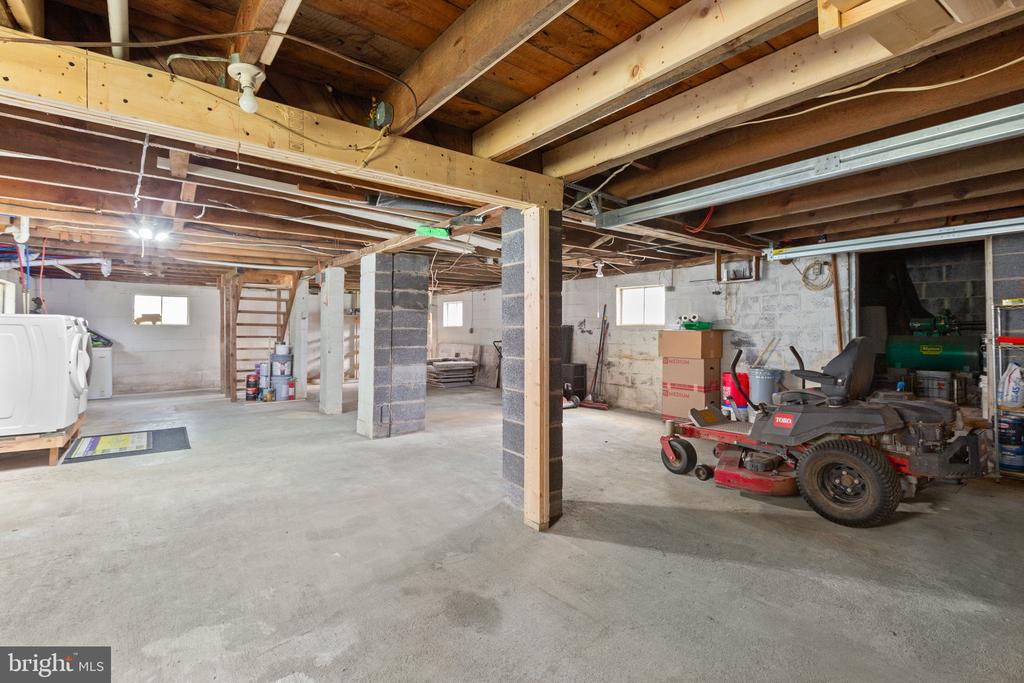 13424 JAMES MADISON PARKWAY