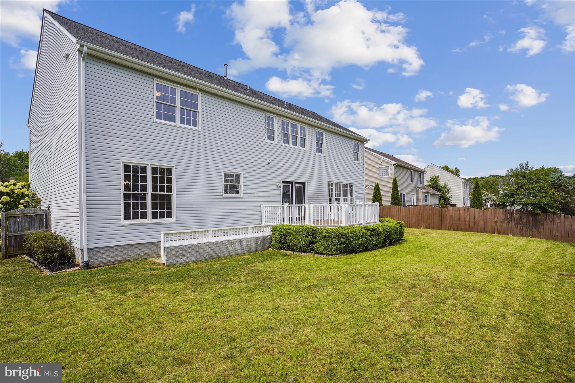 10204 NAPOLEON STREET