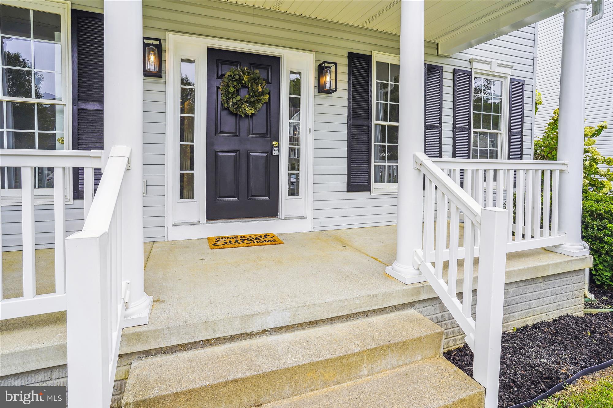 10204 NAPOLEON STREET