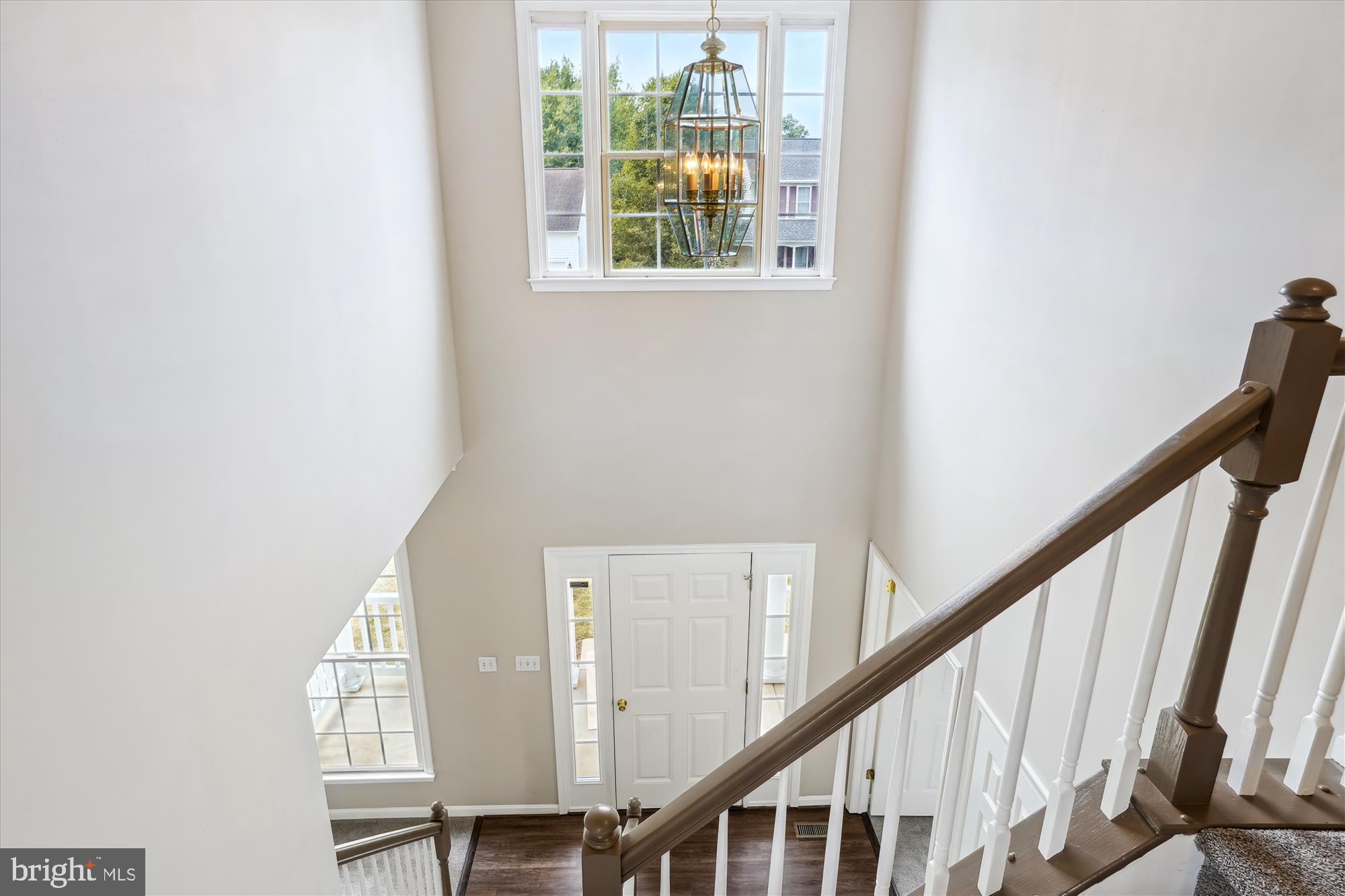 10204 NAPOLEON STREET