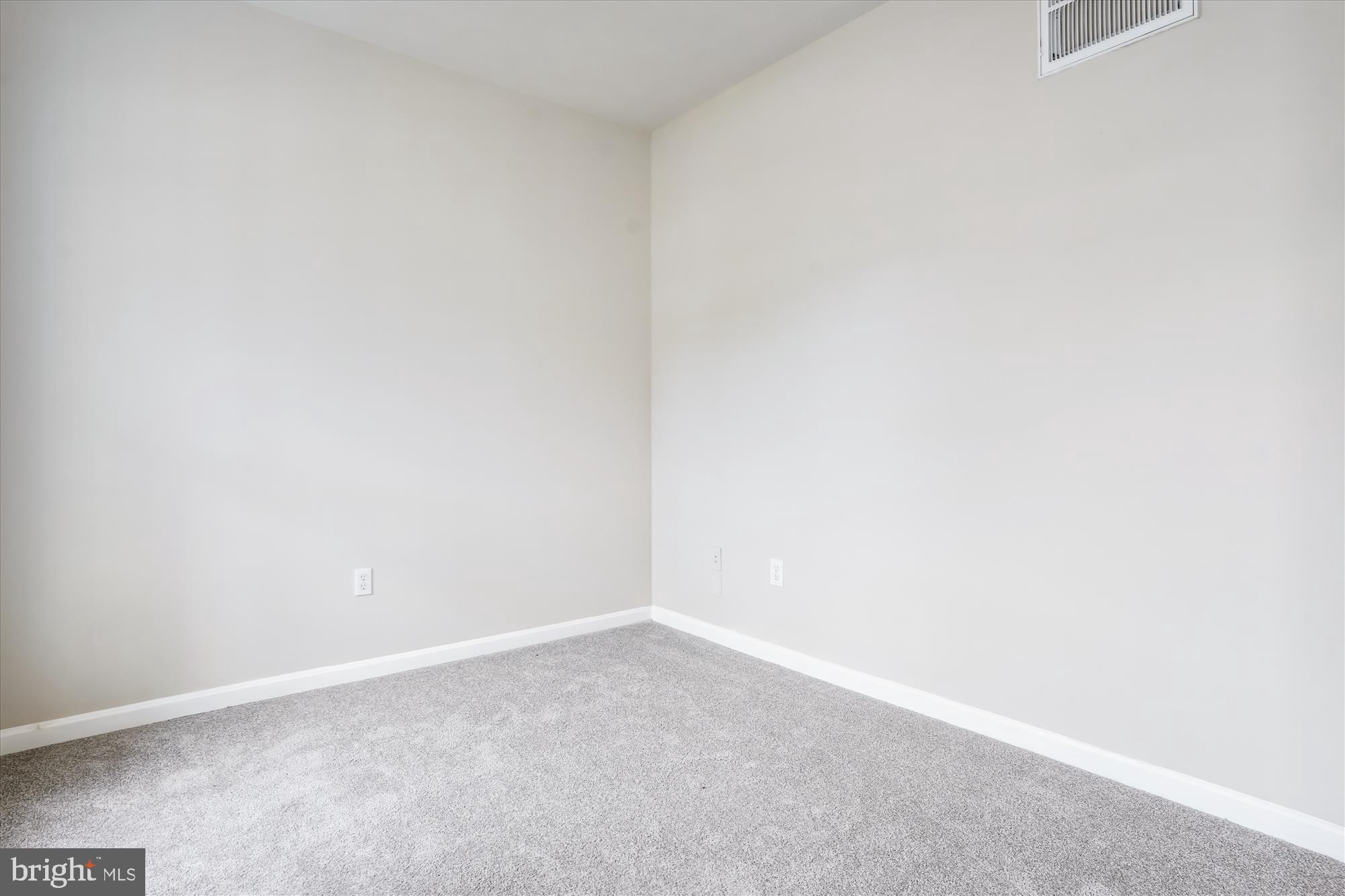 10204 NAPOLEON STREET