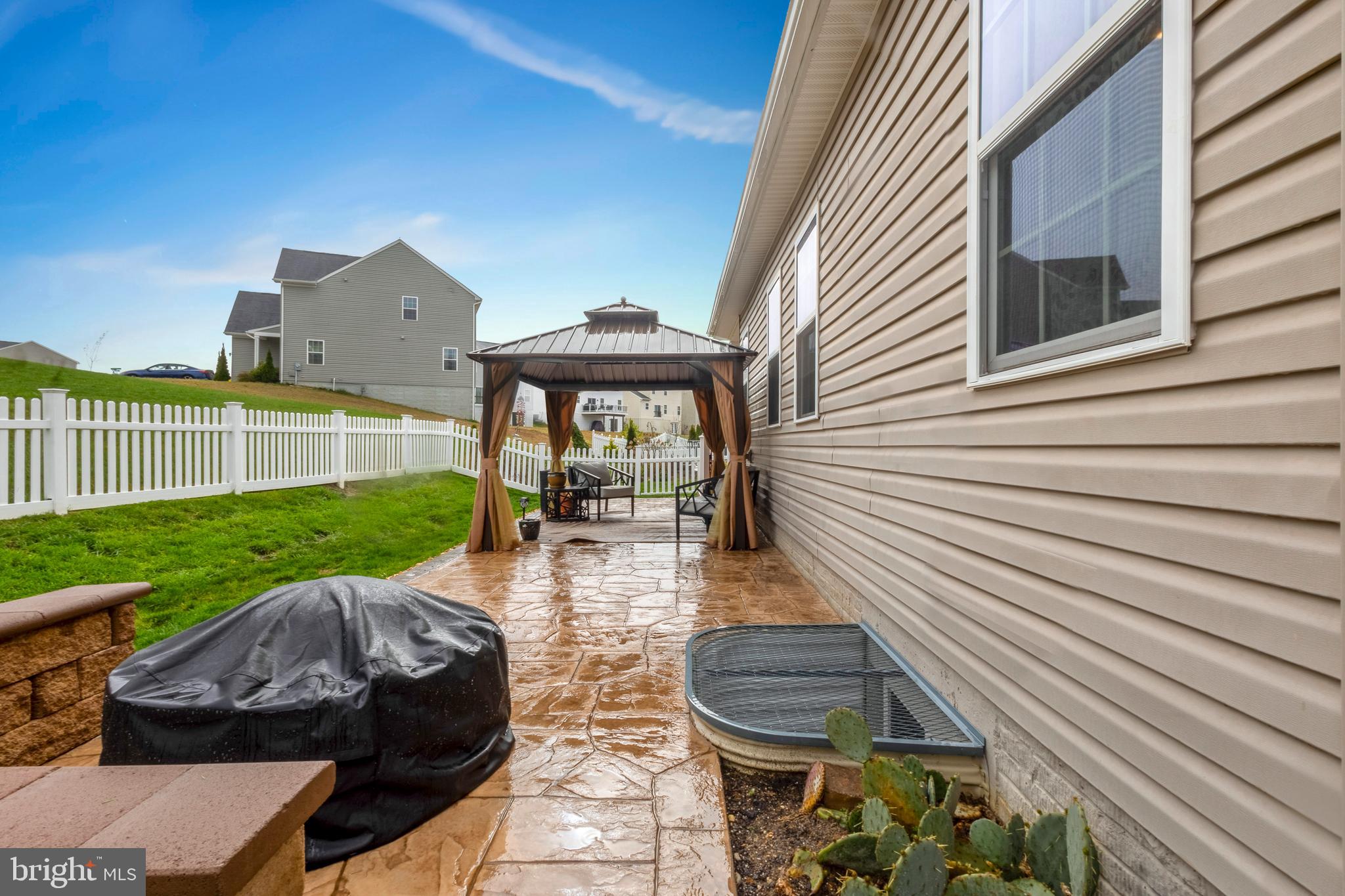 5418 HOLLEY OAK LANE