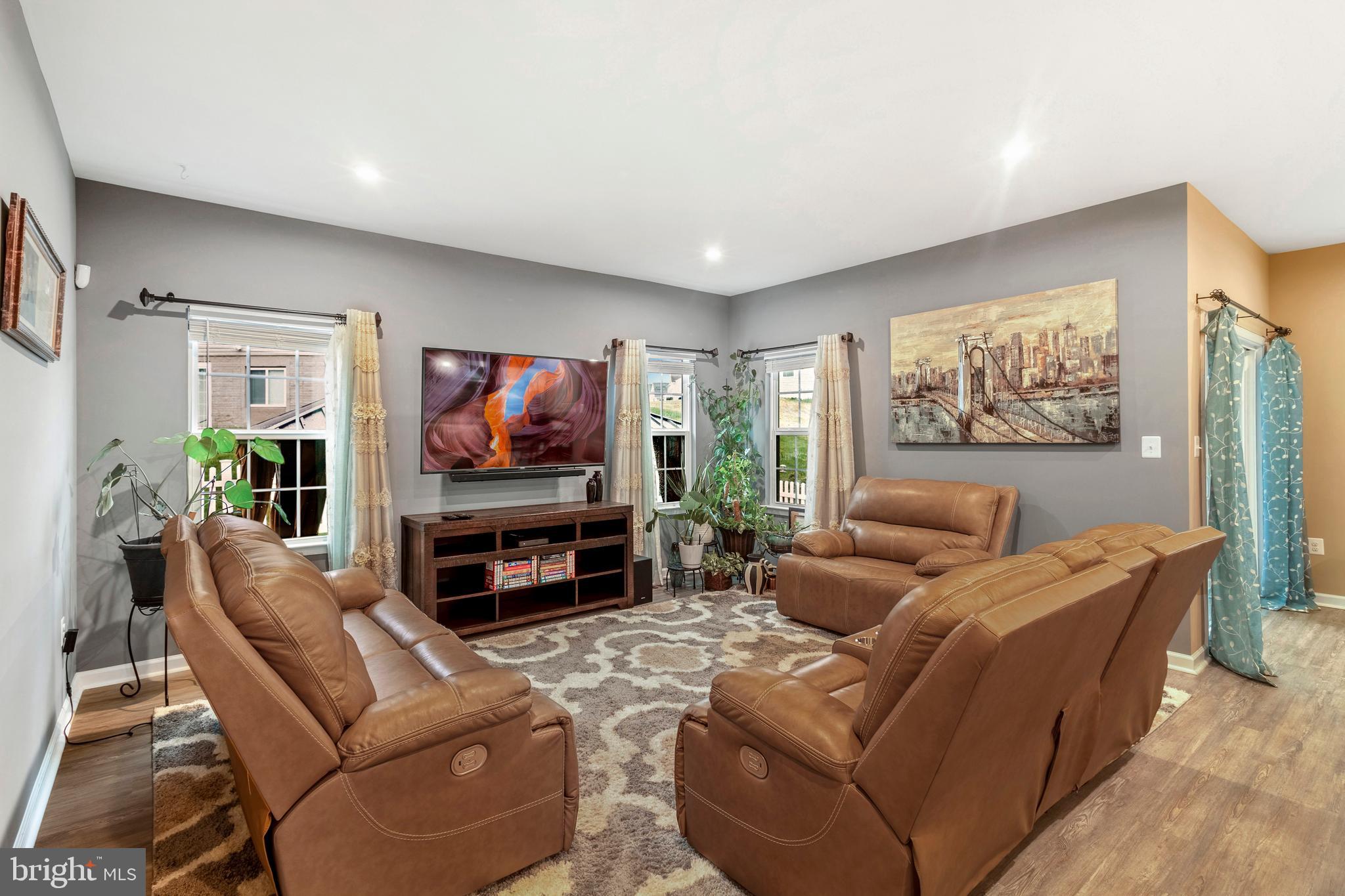 5418 HOLLEY OAK LANE