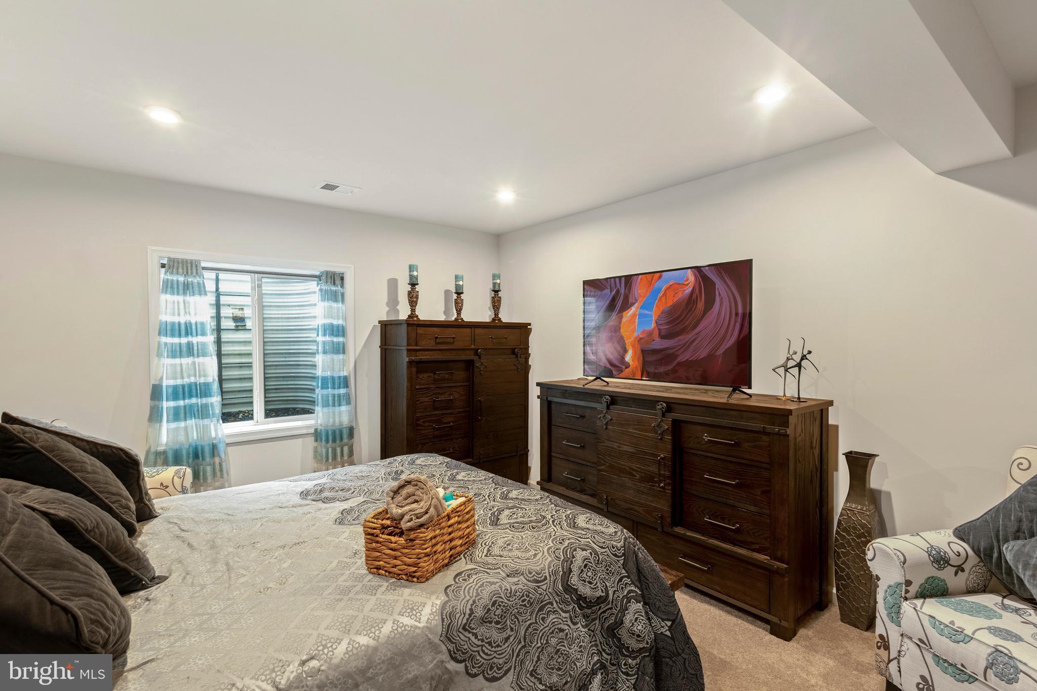 5418 HOLLEY OAK LANE