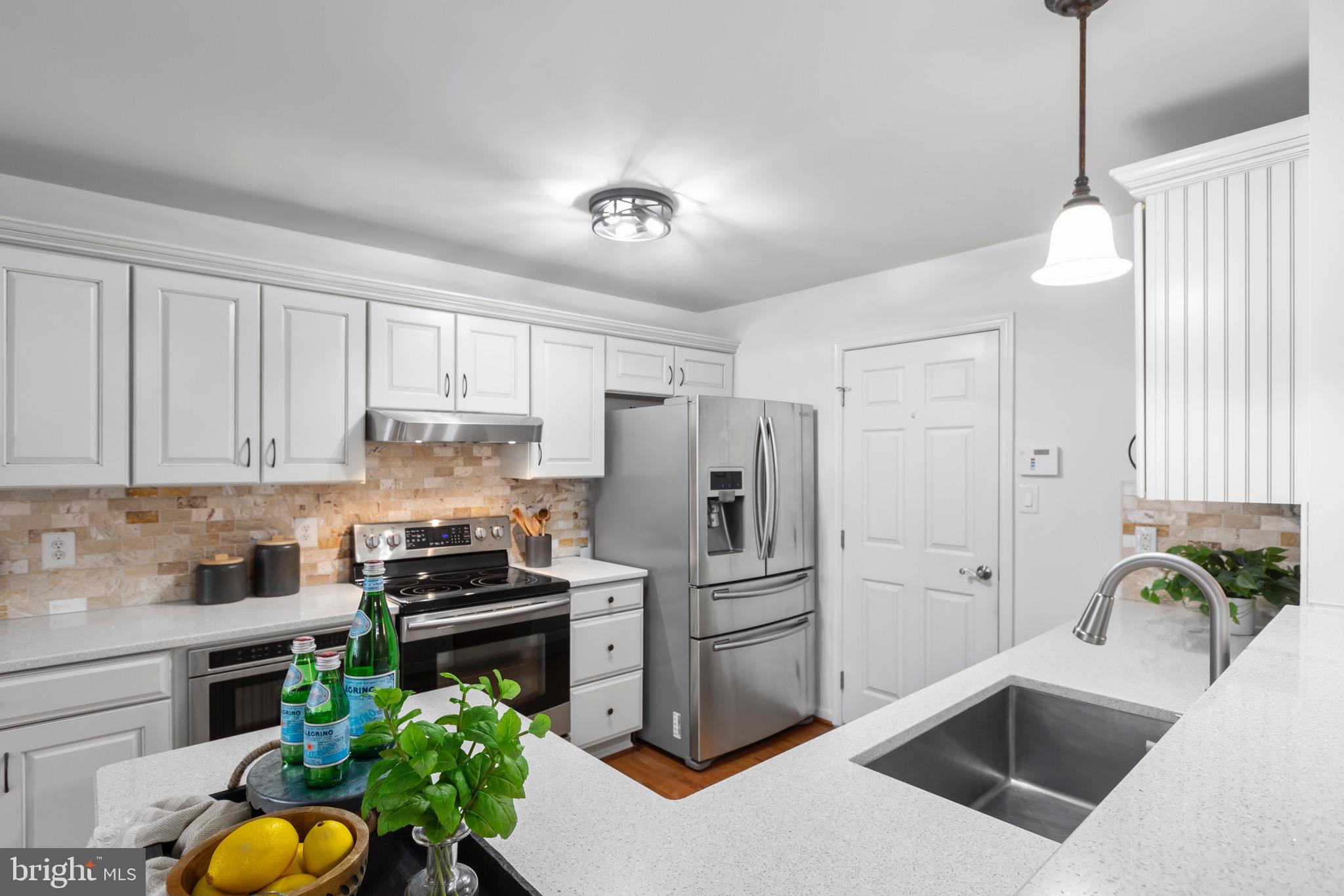 6320 W DRANESVILLE DRIVE