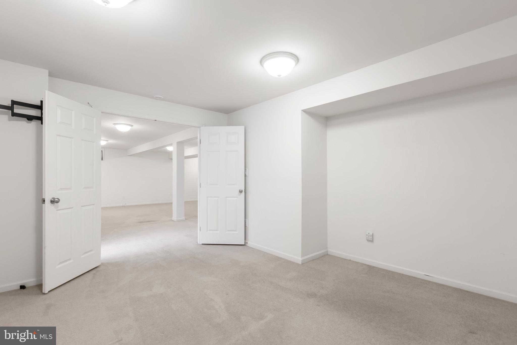 6320 W DRANESVILLE DRIVE