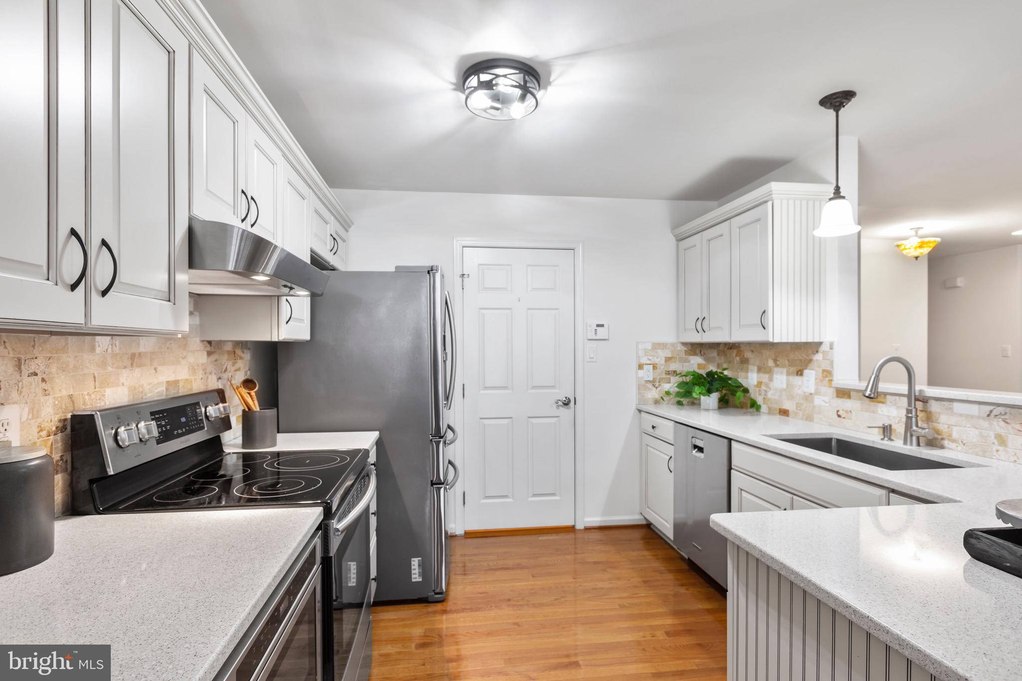 6320 W DRANESVILLE DRIVE