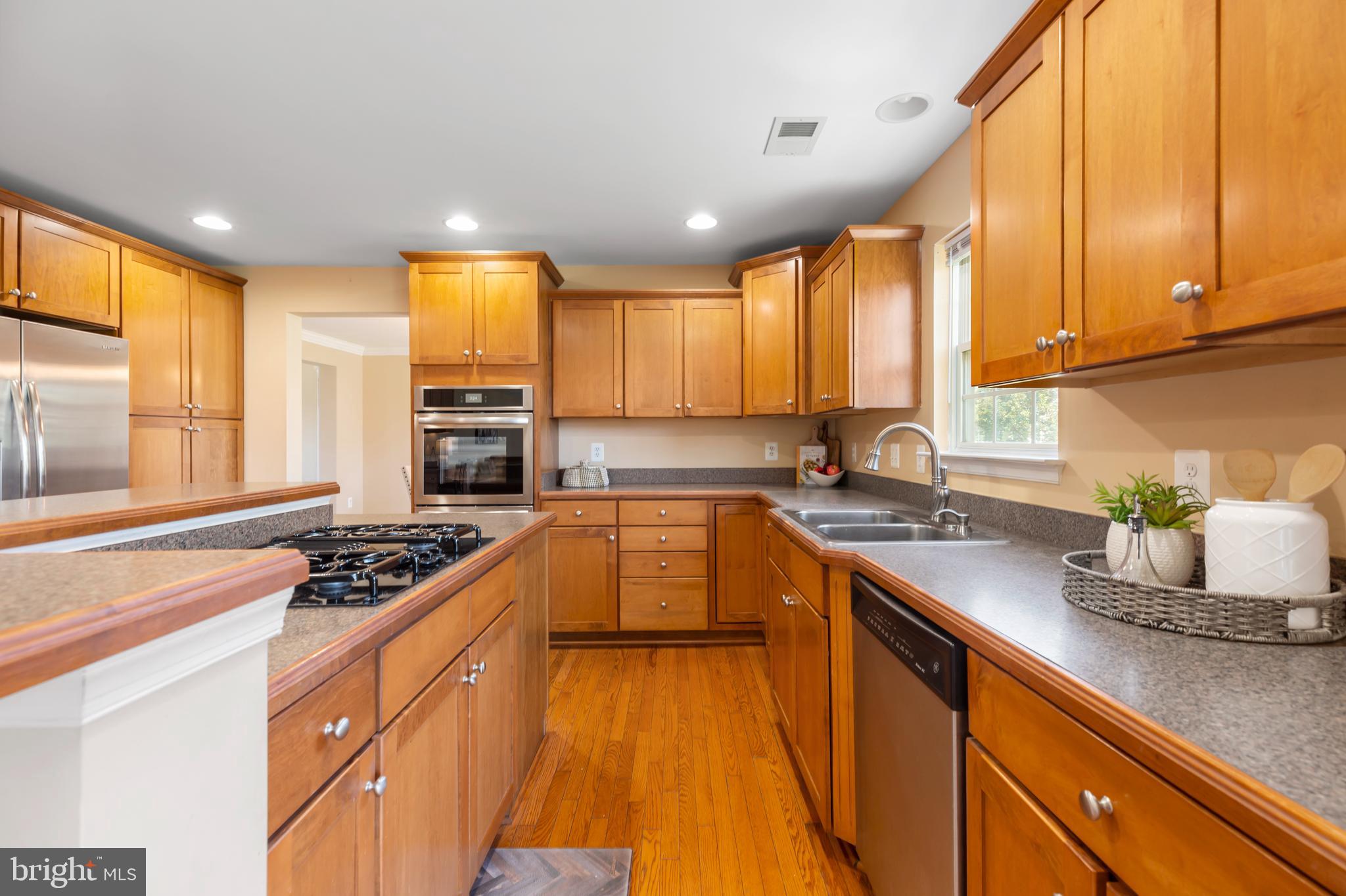 5300 WINDBREAK DRIVE