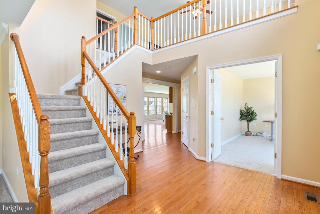 5300 WINDBREAK DRIVE