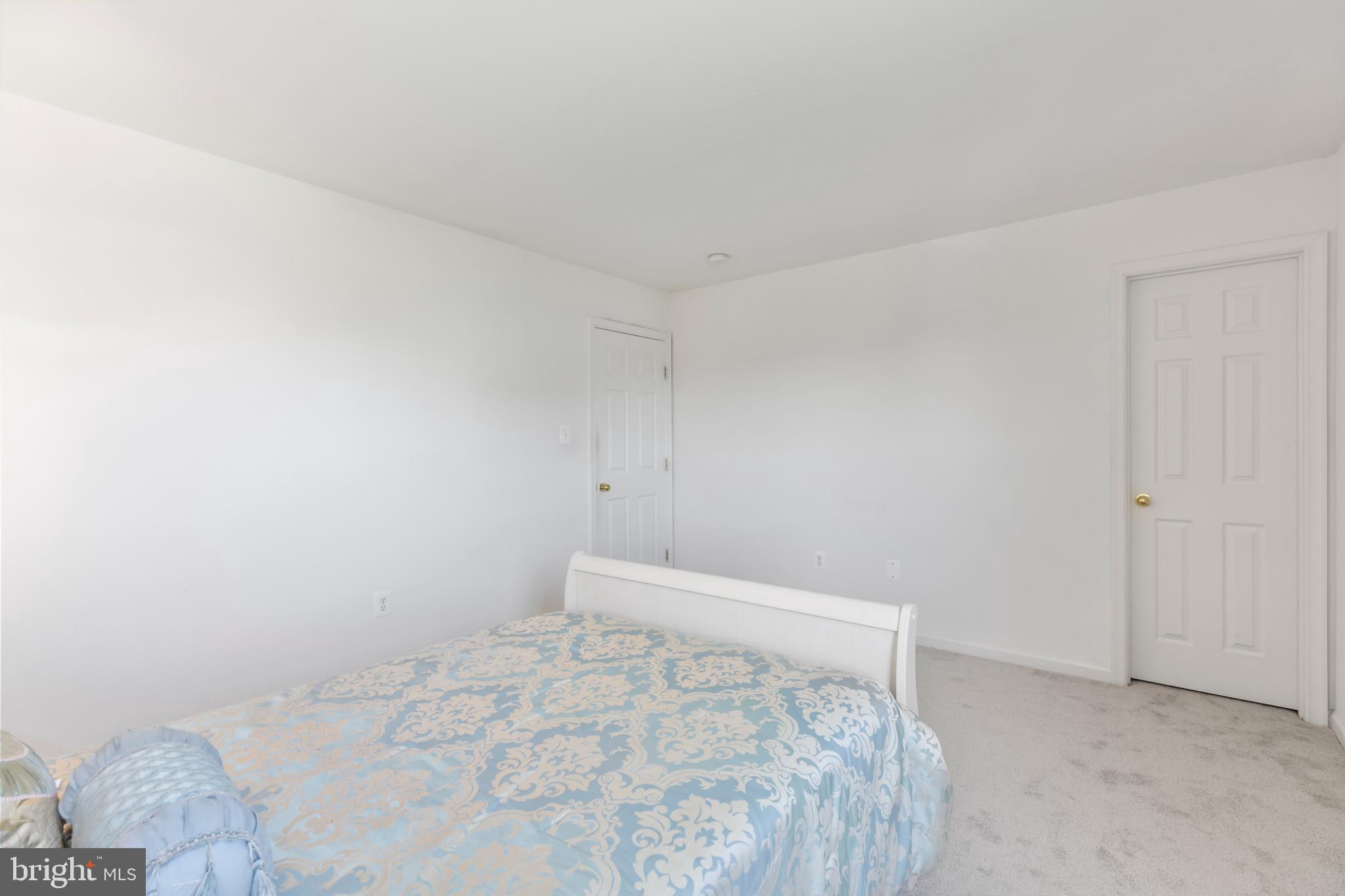 5300 WINDBREAK DRIVE