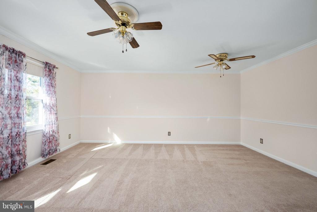 5008 NORRIS DRIVE