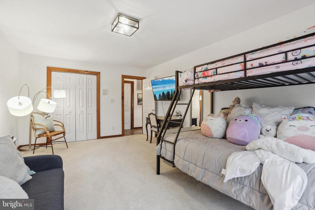 3 BEECH TREE COURT