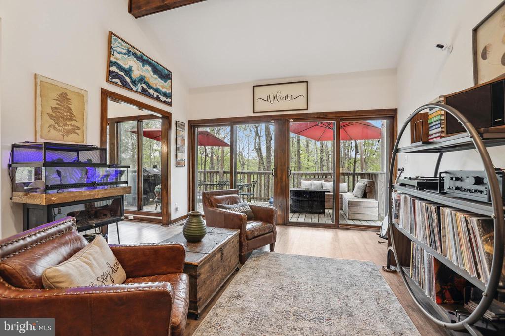 3 BEECH TREE COURT