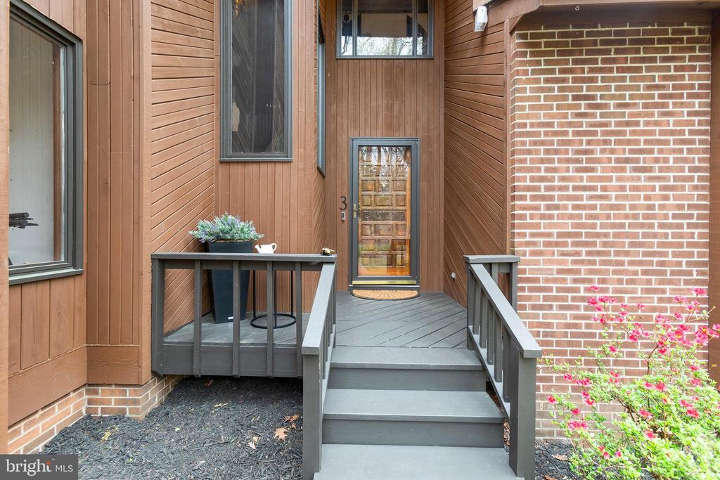 3 BEECH TREE COURT