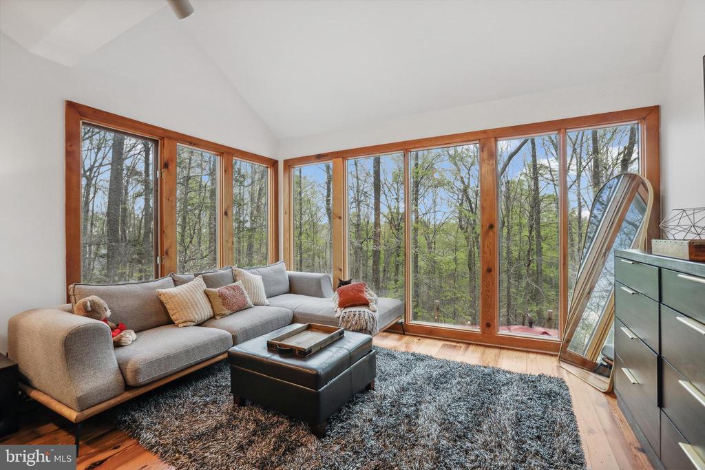 3 BEECH TREE COURT