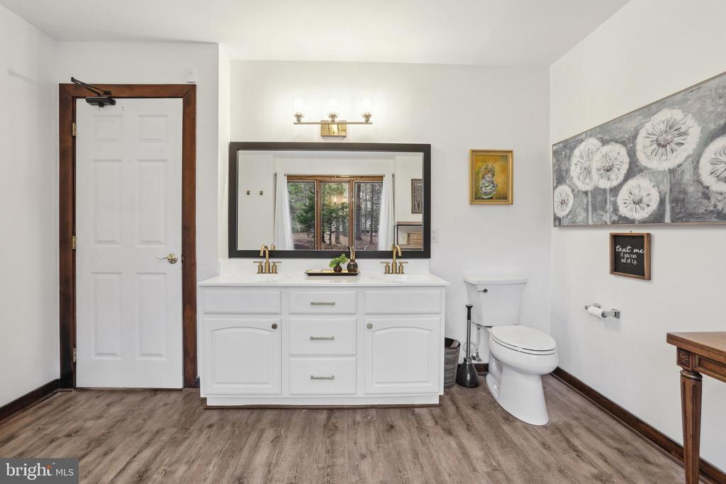 3 BEECH TREE COURT