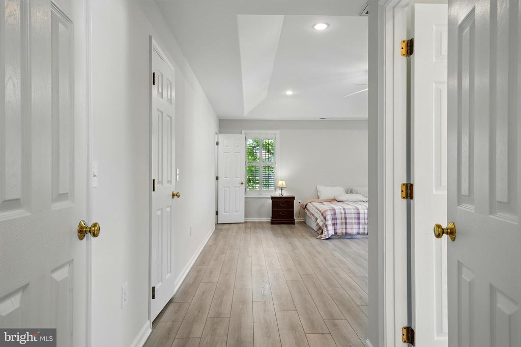 11209 SPRING MEADOW BOULEVARD