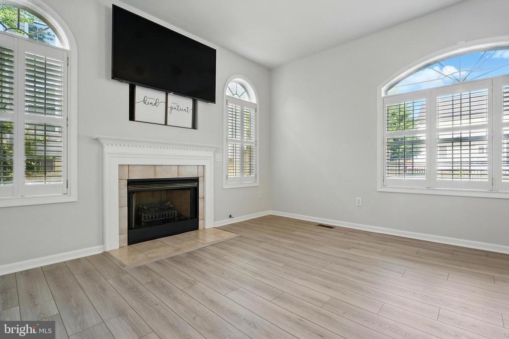 11209 SPRING MEADOW BOULEVARD