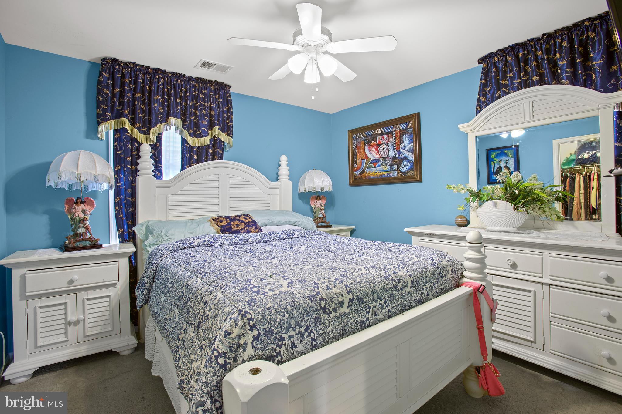 6109 BLACK OAK COURT