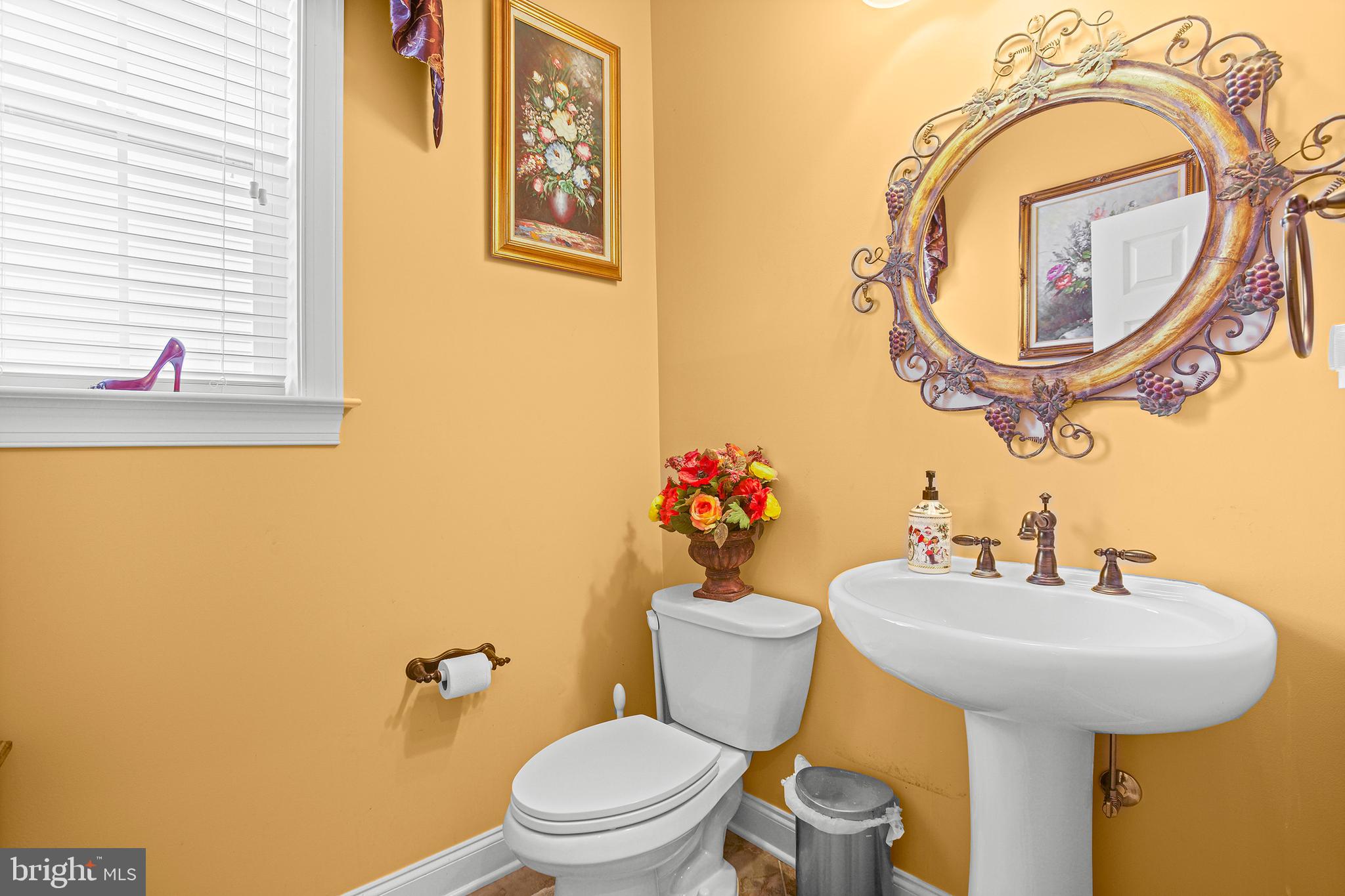 6109 BLACK OAK COURT