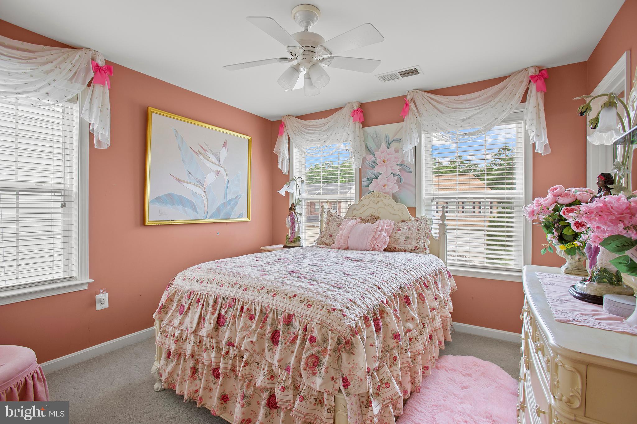 6109 BLACK OAK COURT