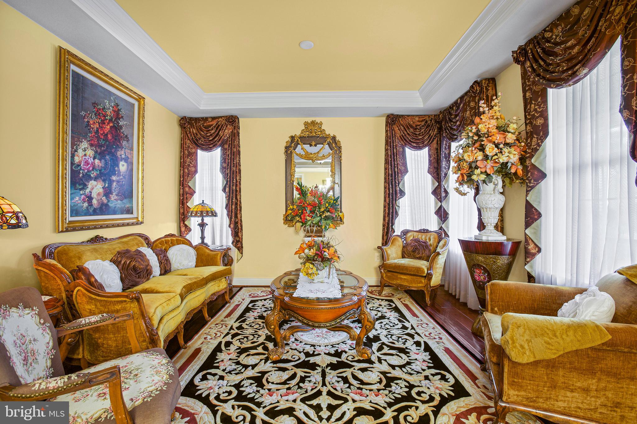 6109 BLACK OAK COURT