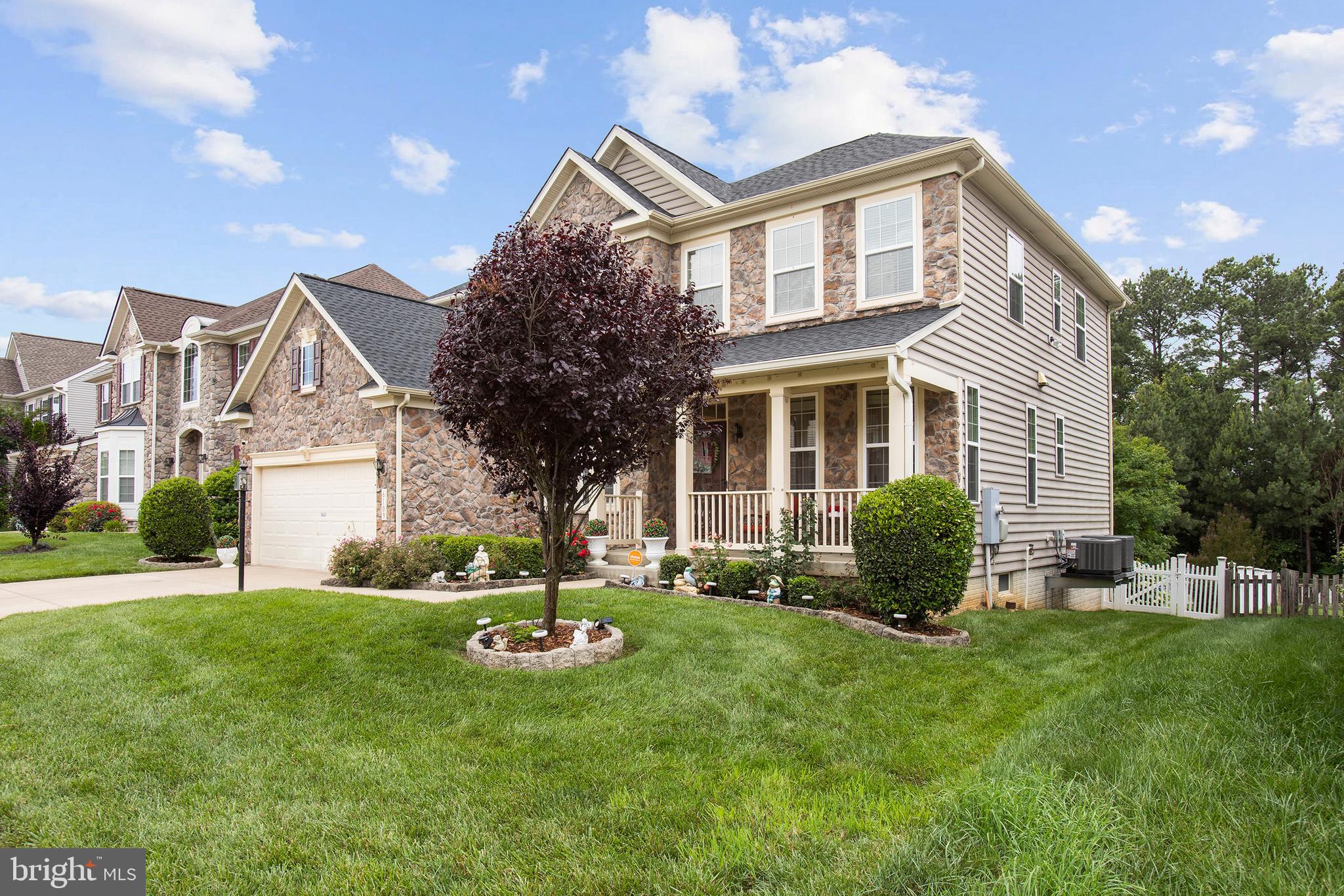 6109 BLACK OAK COURT