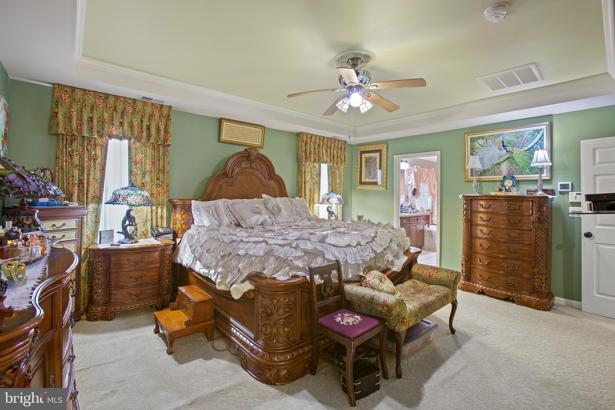 6109 BLACK OAK COURT