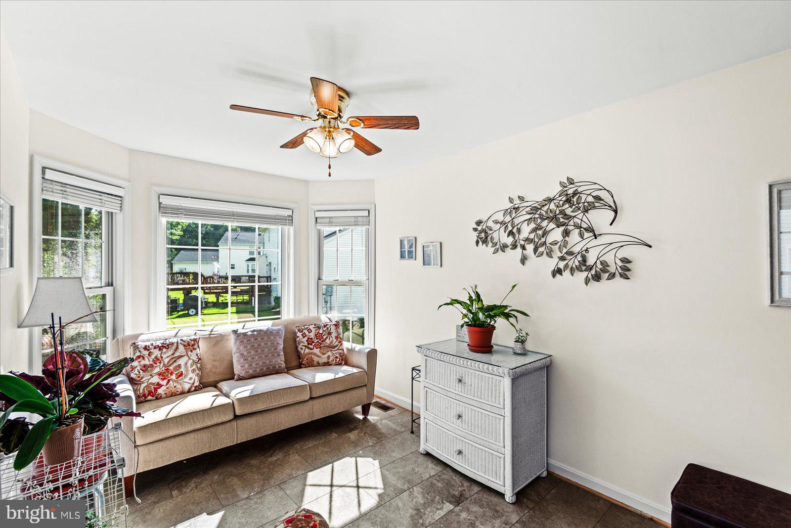 10415 KINGS COVE COURT