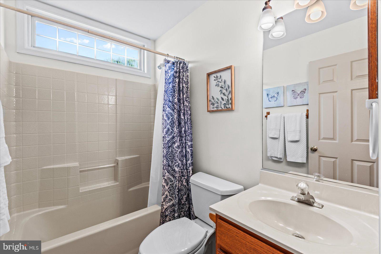 10415 KINGS COVE COURT