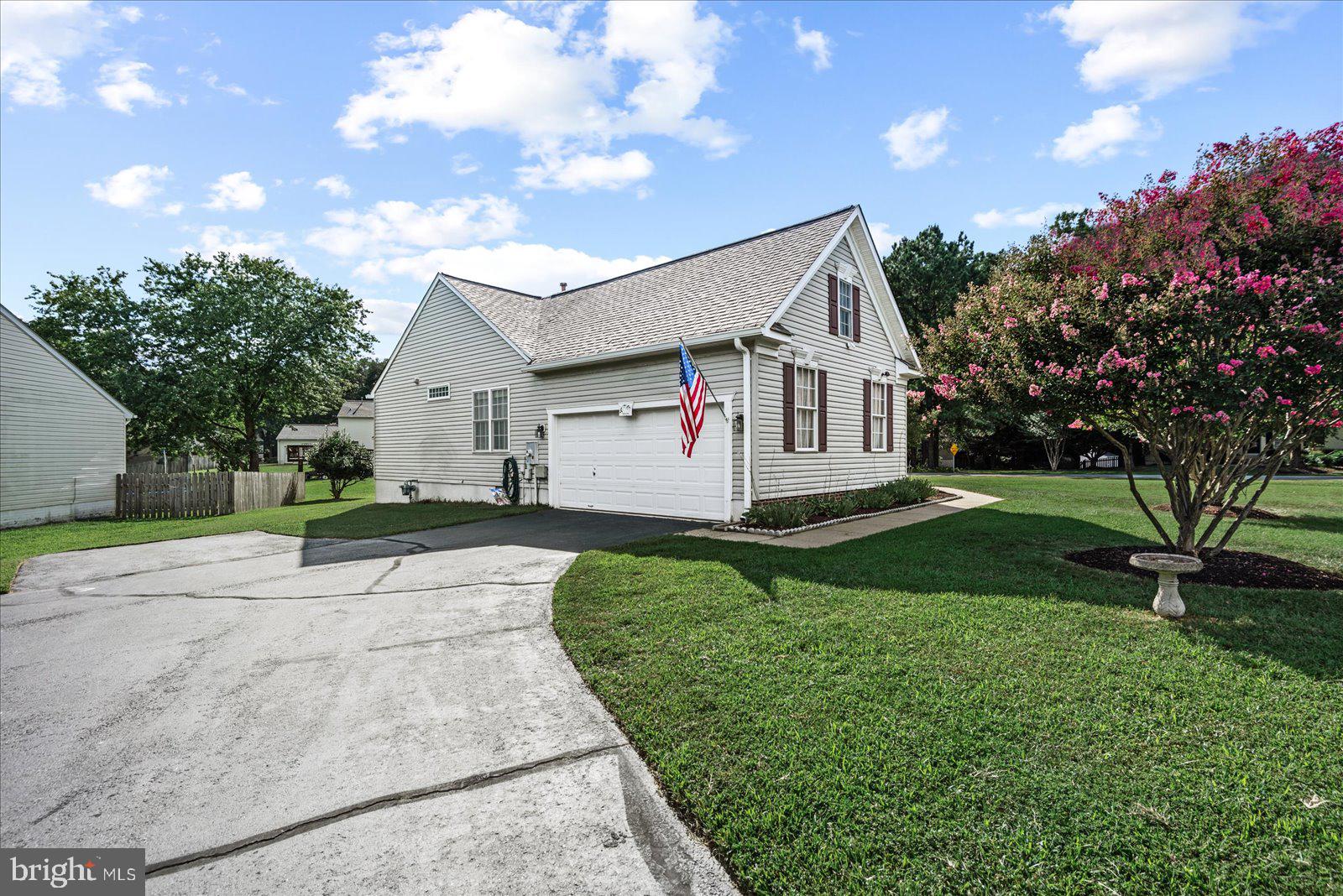 10415 KINGS COVE COURT