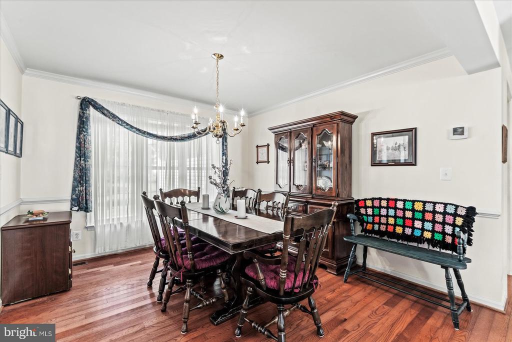 10415 KINGS COVE COURT