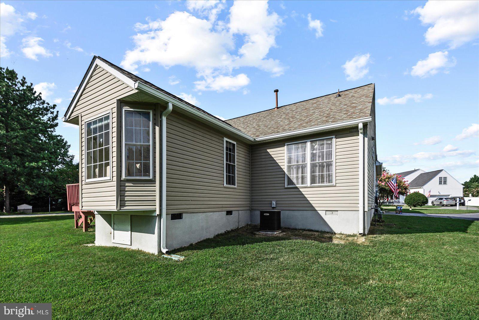 10415 KINGS COVE COURT