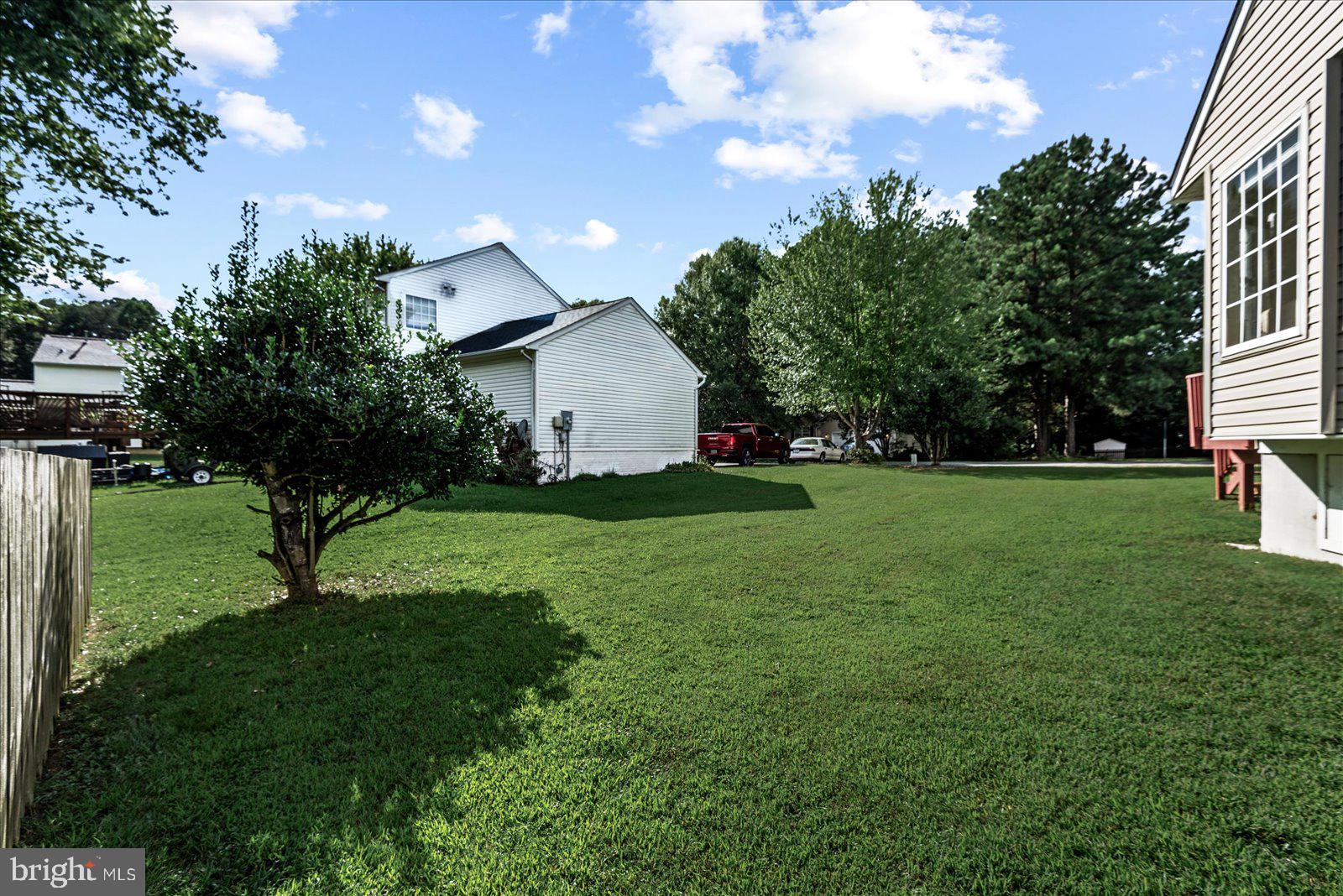 10415 KINGS COVE COURT