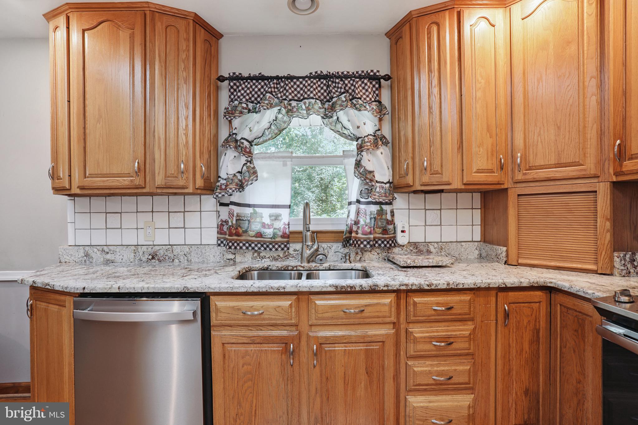 215 MOUNT PLEASANT BOULEVARD