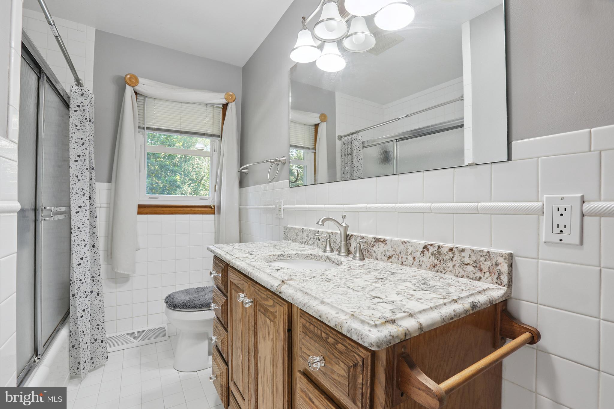 215 MOUNT PLEASANT BOULEVARD