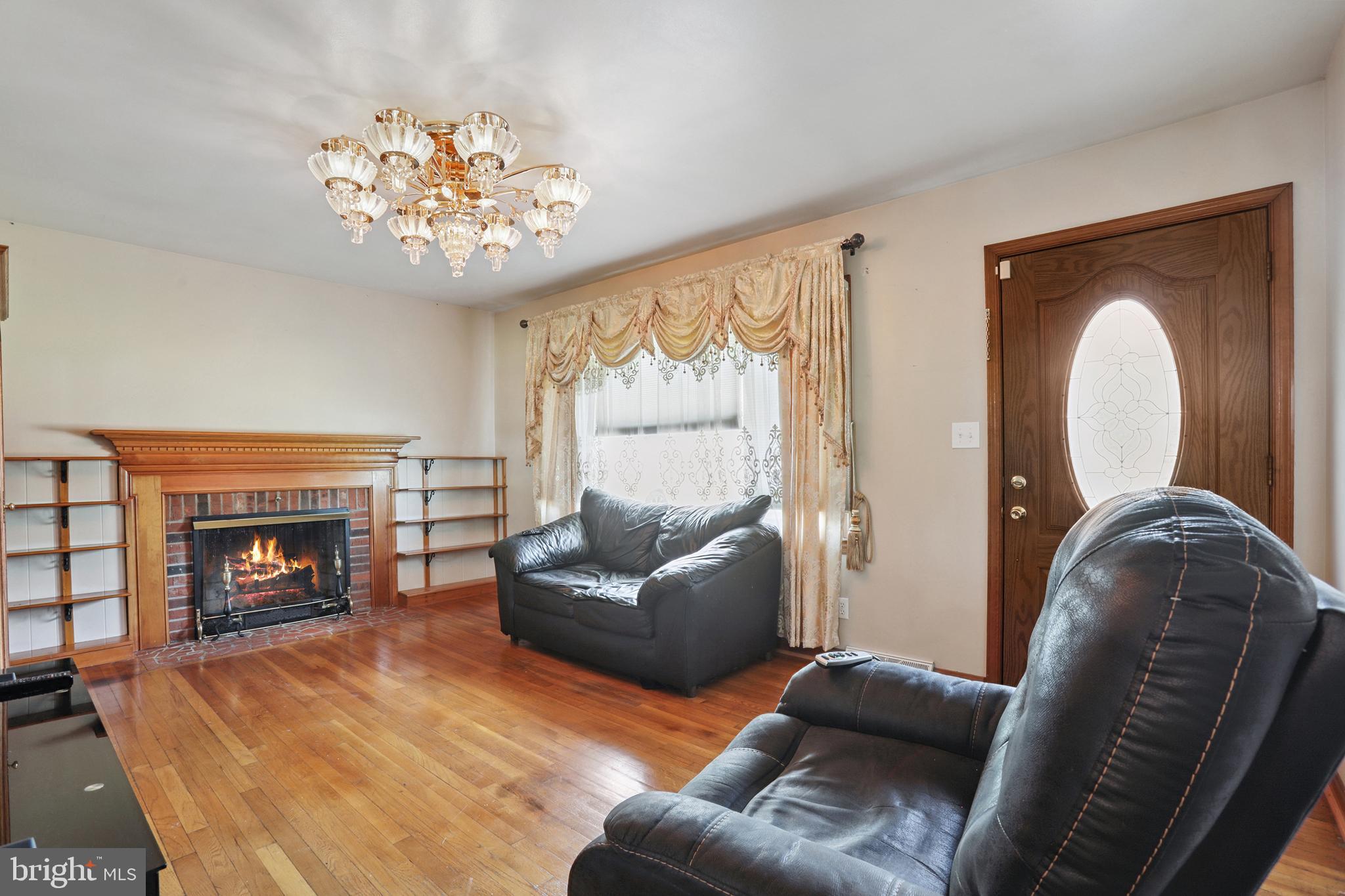 215 MOUNT PLEASANT BOULEVARD