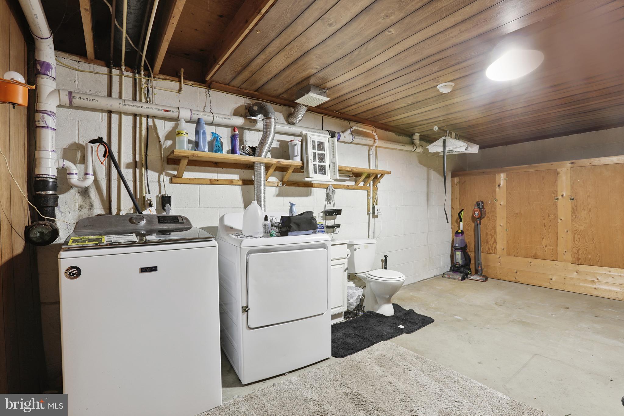 215 MOUNT PLEASANT BOULEVARD