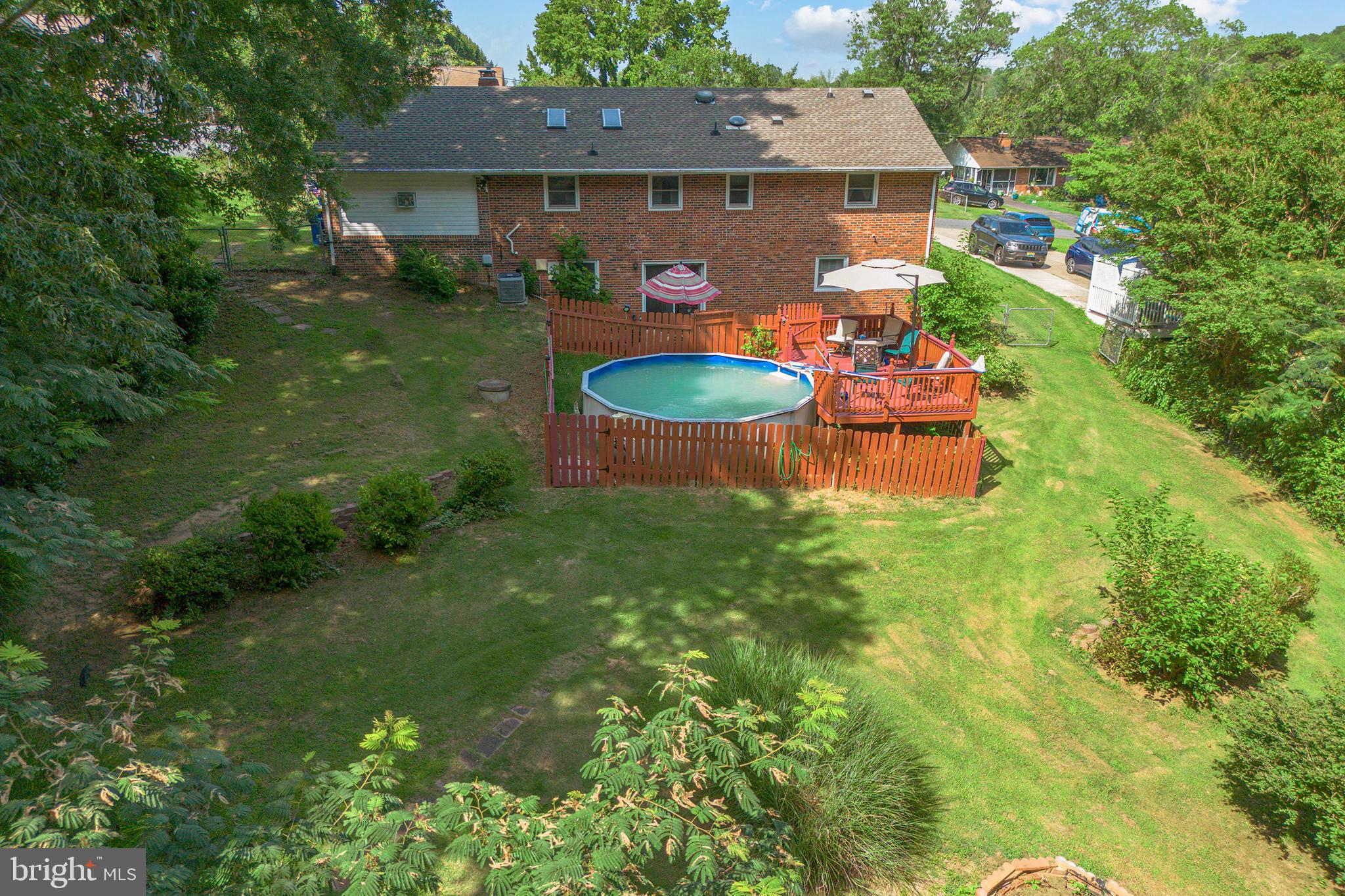 215 MOUNT PLEASANT BOULEVARD